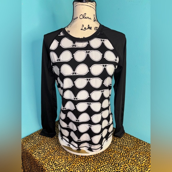 Karl Lagerfeld Black and White Long Sleeve Tee - Picture 1 of 4
